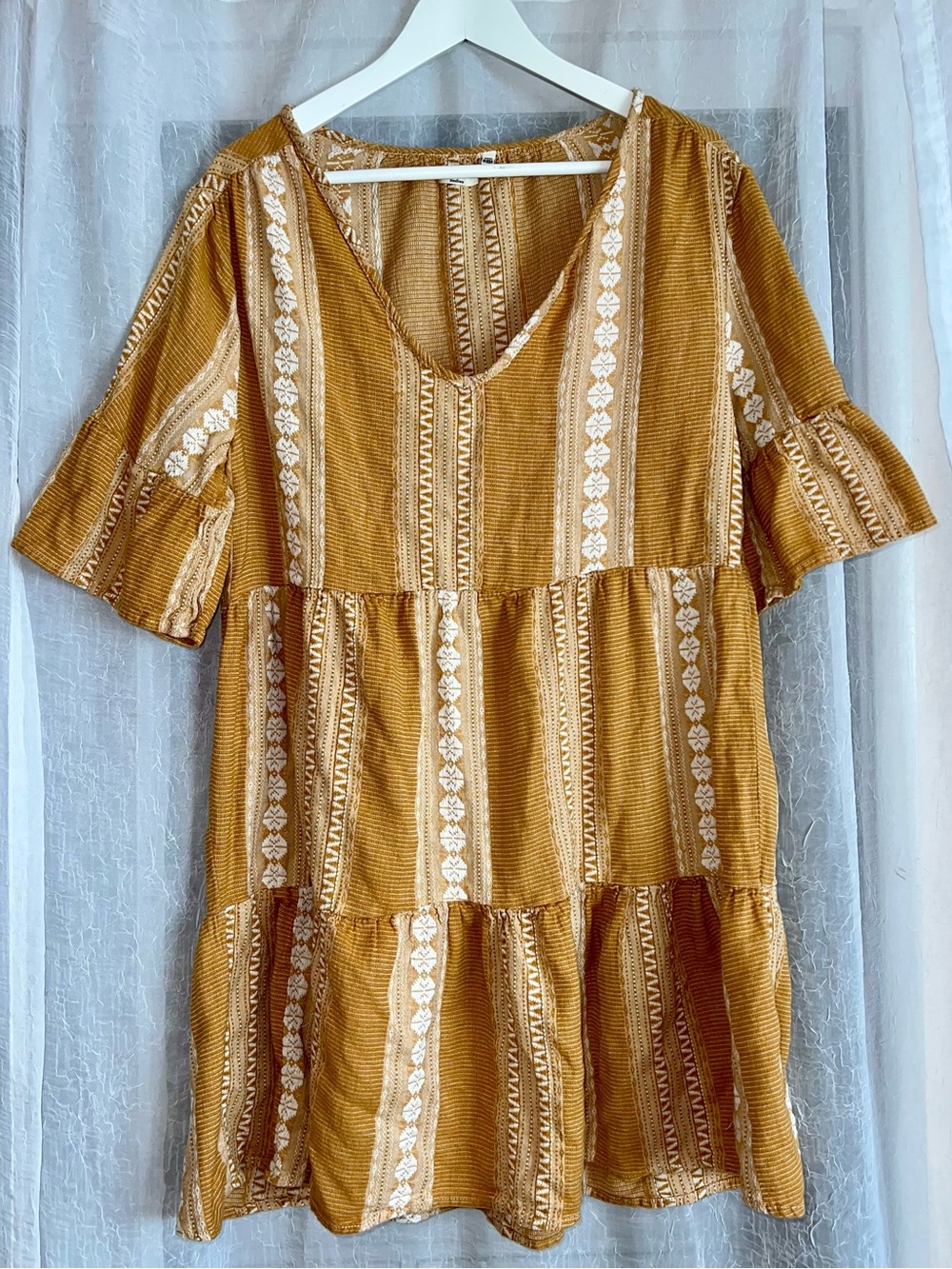 💛dylan Anthropologie Mustard Yellow Tiered Boho Dress with White Embroidery
